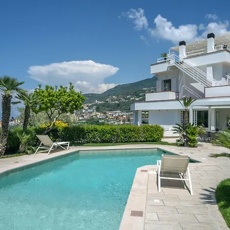 Graziosa - Italian Escape * Vico Equense